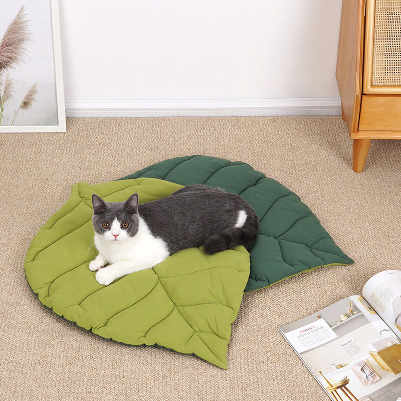 Leaf Shape Soft Dog Bed Mat Soft Crate Pad Machine Washable Mattress for Large Medium Small Dogs and Cats Kennel Pad - Xmaker