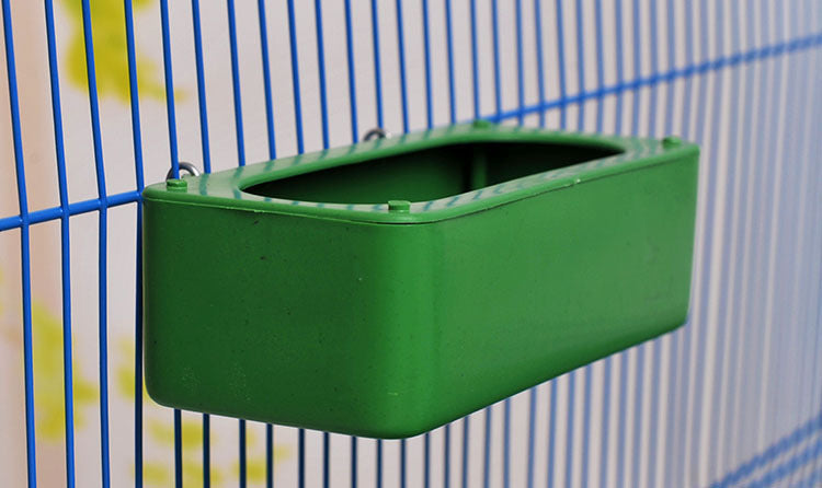 Splash-proof Hanging Bird Food Container - Xmaker