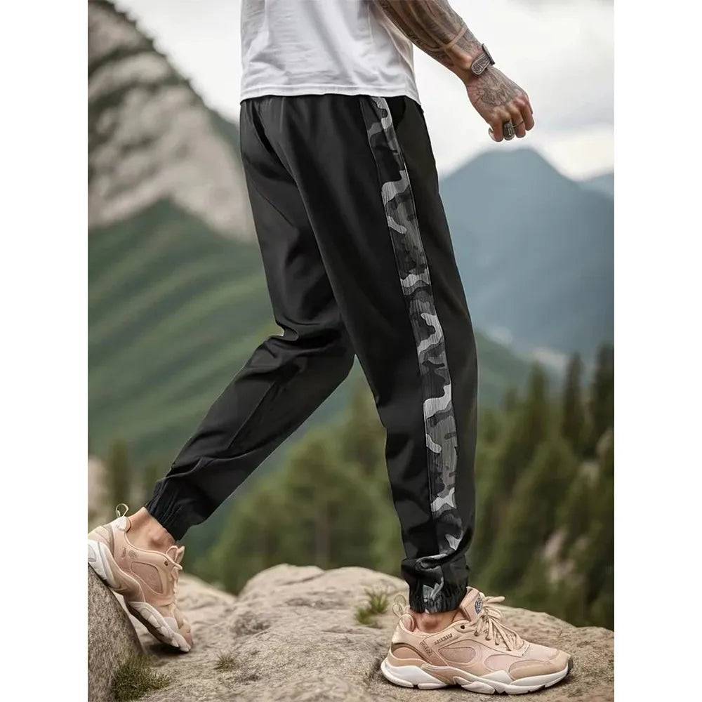 Men's Letter Print Drawstring Sweatpants Camouflage Texture Fabric Breathable Loose Fit Casual Joggers For Spring Summer Running