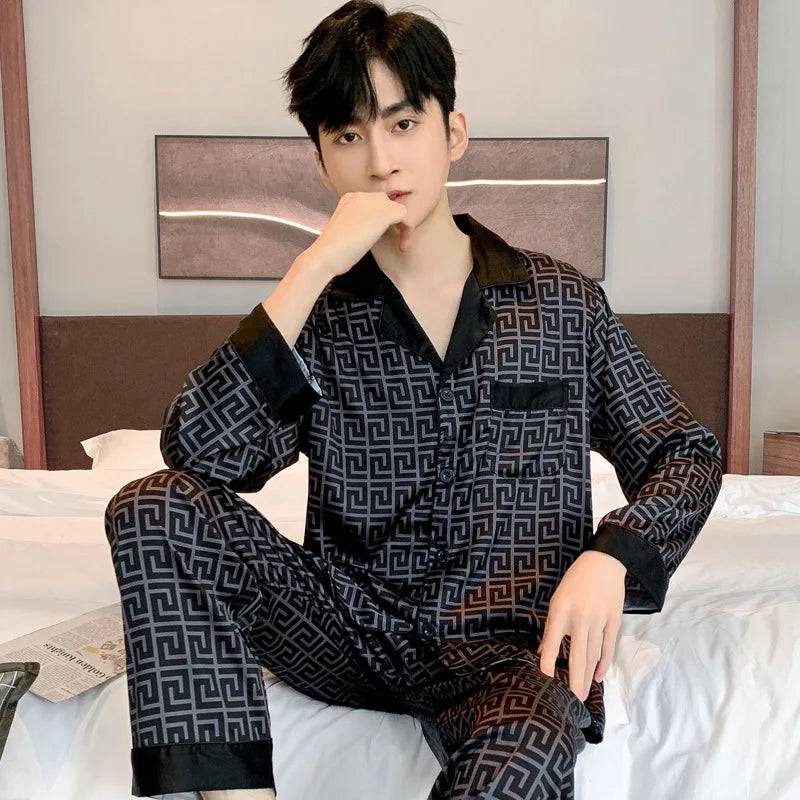 Men Thin Ice Silk Loose Fitting Home Wear Pajamas Set