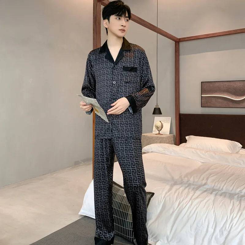 Men Thin Ice Silk Loose Fitting Home Wear Pajamas Set