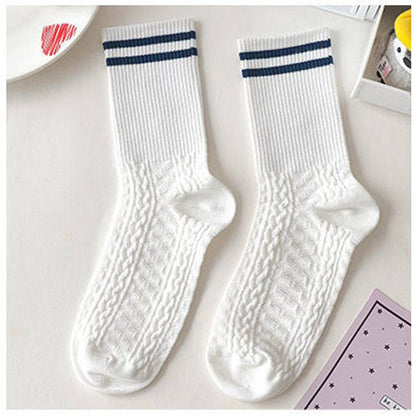 Women's Cute Cartoon Bear Thin Mid-calf Length Socks - Xmaker